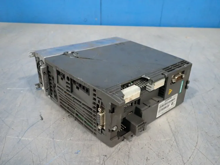 Used SIEMENS 6SL32101KE123UP0 Power Converters - Battery Chargers Ohio US | HGR 24 #751951