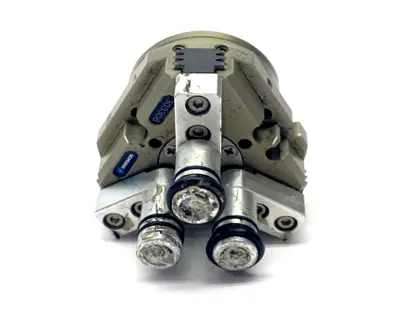 303308 | Schunk  Pneumatic 3-Jaw Gripper 2.5mm Stroke Per Jaw PZN-plus 40 - Used