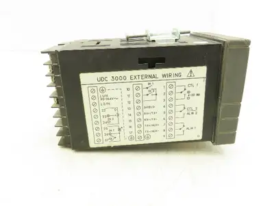 Honeywell DC300E-E-0B0-22-0000-0 UDC3000 Versa-Pro Temperature Controller Module