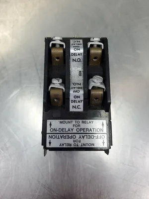 Used GENERAL ELECTRIC CR122BX1A Timers South Carolina US | Palmetto Automation #1158681