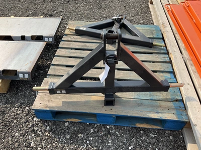 Used WOLVERINE TQH-26-02C TRAILER RECEIVER HITCH ADAPTER Hitches Michigan US | Miedema Asset Management Group #1474568