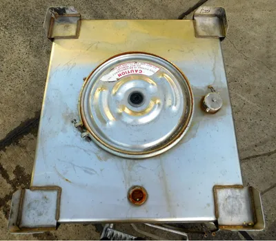 USED 350 GALLON LIQUID TOTE 350 GALLON
