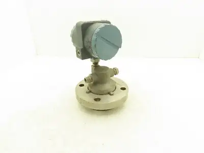 Foxboro 827DF-DS1NMSA1 Pressure Transmitter 3" CL150 Flange 12.5-42VDC 0-120"H20