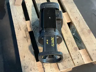 Used GRUNDFOS ML132CA2213TCC2 Motors (misc) Ohio US | HGR 24 #1324981