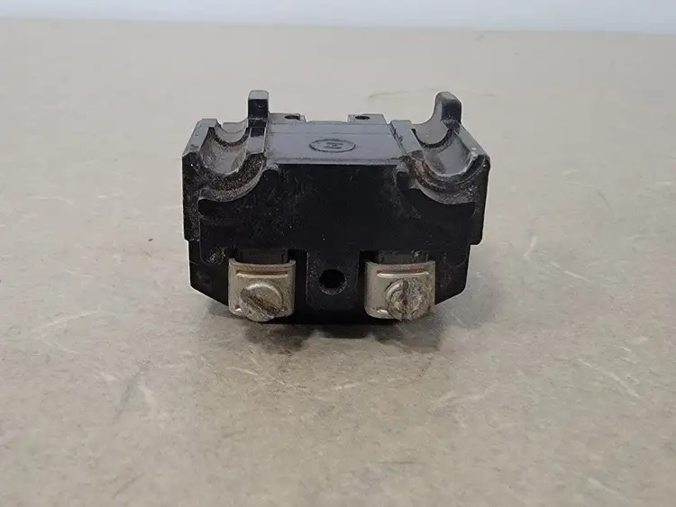 Used ALLEN-BRADLEY 40171-002-01 Lighting British Columbia CA | Lenmark #253918