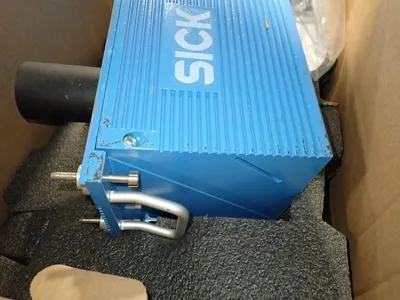 USED 2016 SICK ICD8903301100S01