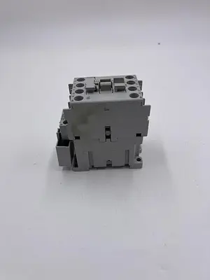Used ALLEN-BRADLEY ALLEN-BRADLEY 100-C12*10 SER A, 100-FSC280 SER A PLC Contactors | ND Industrial Surplus #1216207