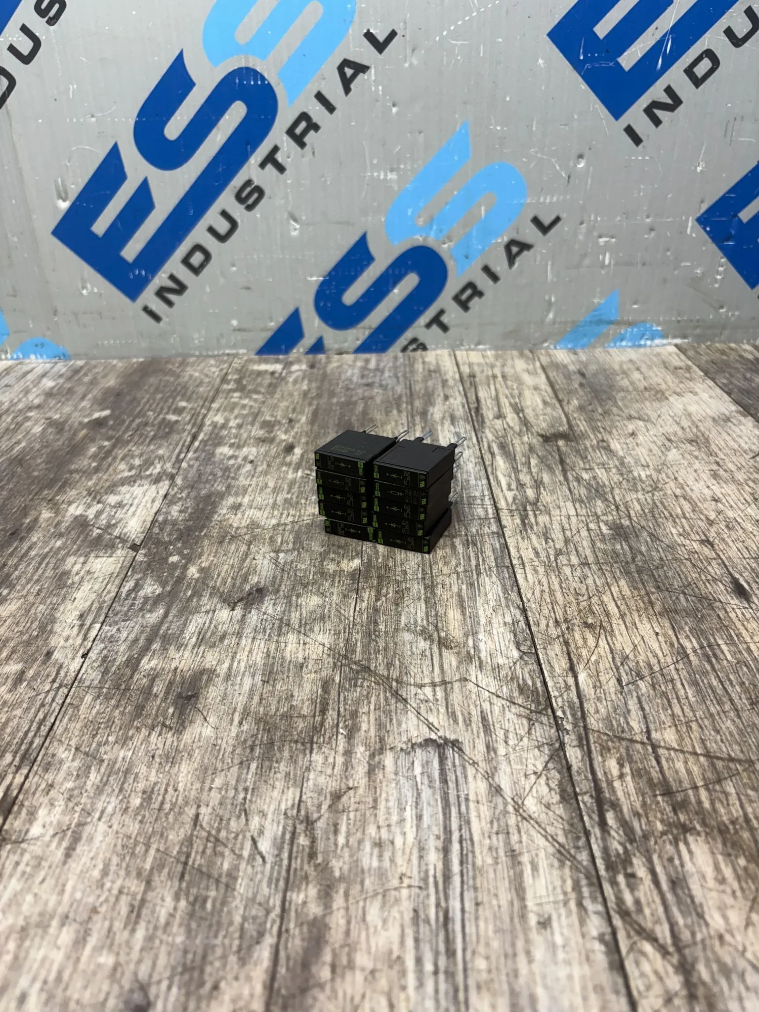 Used MURR ELEKTRONIK 26500 Misc Electrical & Power Parts South Carolina US | ESS Industrial Equipment Sales #1425724