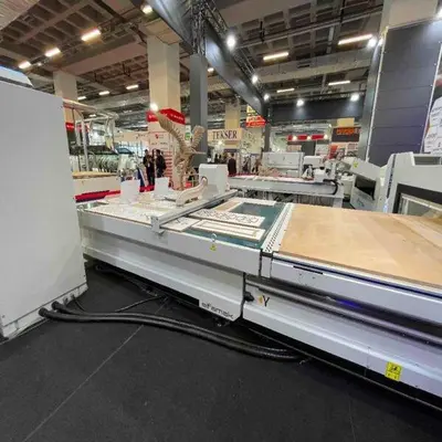 New | in-Stock _UNKNOWN_ _UNKNOWN_ CNC Woodworking Machining Centers Ontario CA | Moon Machinery #1763864