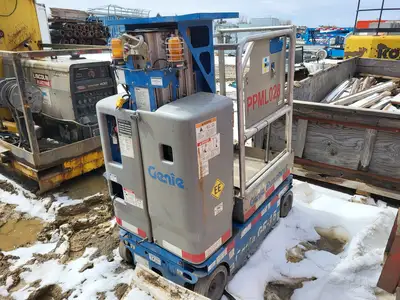 USED 2015 GENIE GR-15