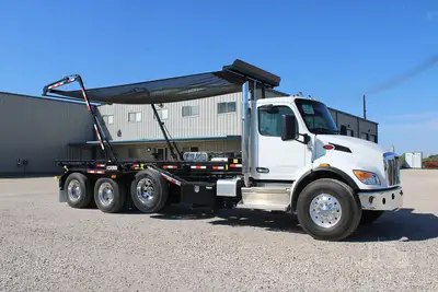New | in-Stock 2027 PETERBILT 548 Rolloff Trucks Texas US | Roll Off Truck World #1492018