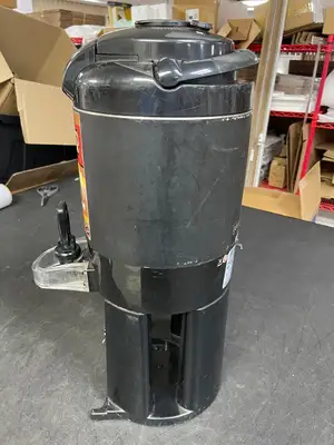 Used Bunn Used Bunn 42750.0001 ThermoFresh® 1.5 Gallon Digital TF Coffee Server Coffee Equipment Illinois US | Falcon Restaurant Supply #1376384