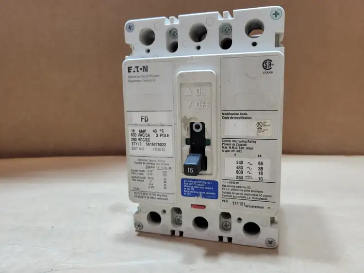 Used EATON FD3015 Switchgears British Columbia CA | Lenmark #913665