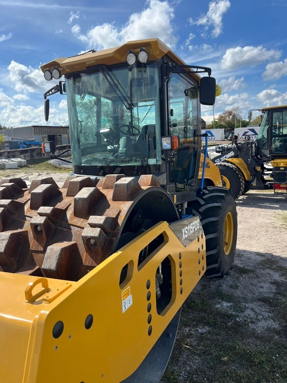 XCMG XS115PDG Single Drum Vibratory Roller | Iron Listing