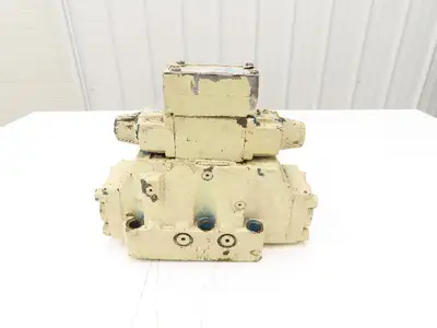 Vickers DG5S-8-2C-T-M-WB-20 Hydraulic Directional Valve DG4V3-6C-M-WB-40
