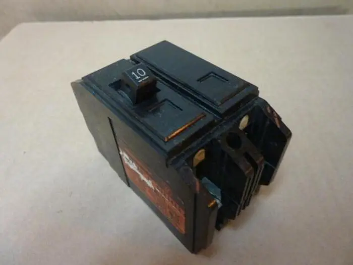 Used WESTINGHOUSE QC2010 Circuit Breakers Michigan US | Ideal Machinery #590122