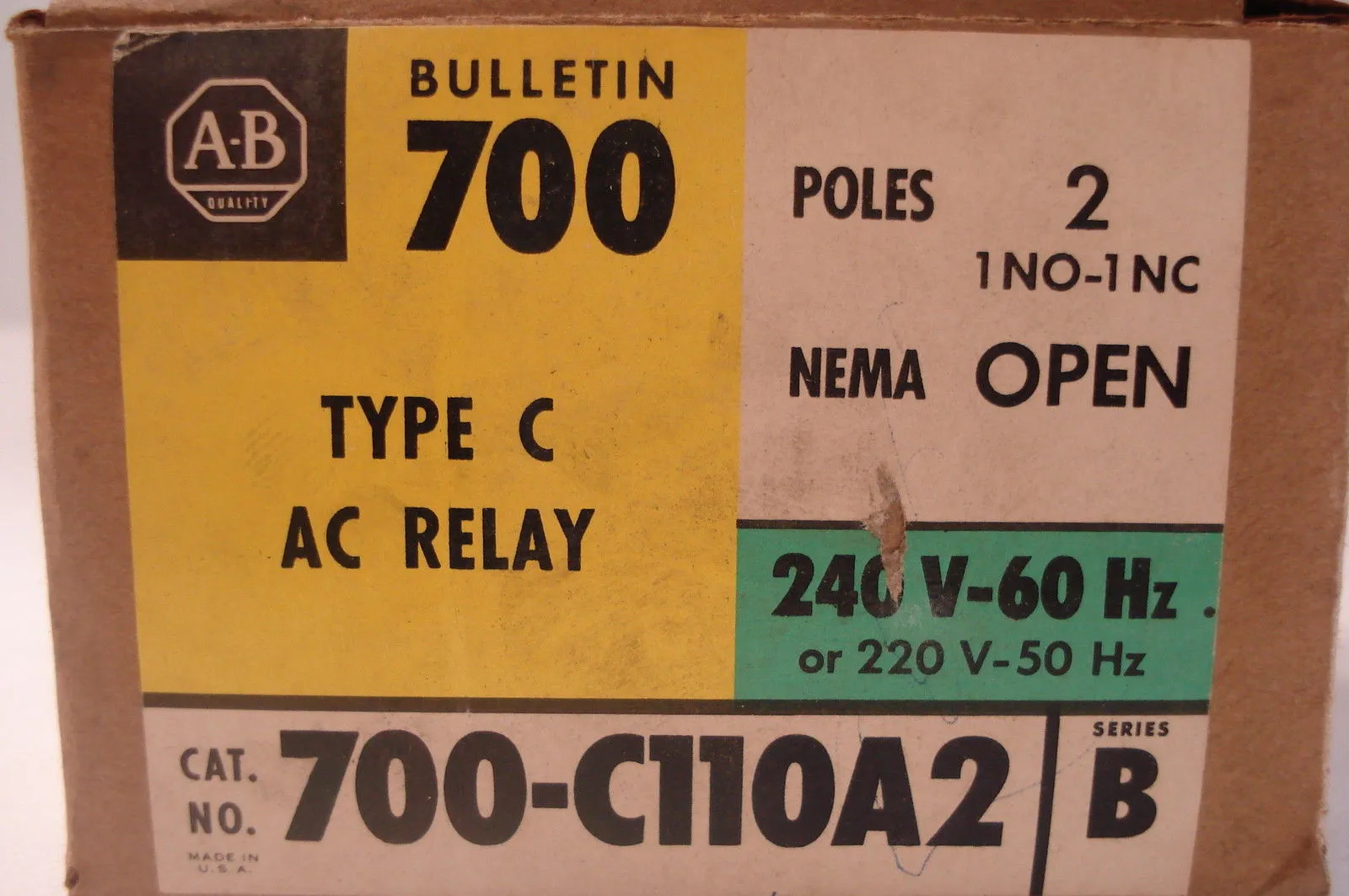 NEW ALLEN BRADLEY 700-C110A2 AC RELAY