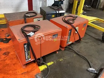 Unknown Manufacturer: Used Forklift Battery Charging System