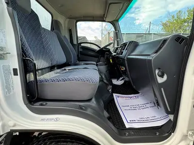 Used 2023 ISUZU NPR HD Box trucks Florida US | Truck and Van Outlet #1708746