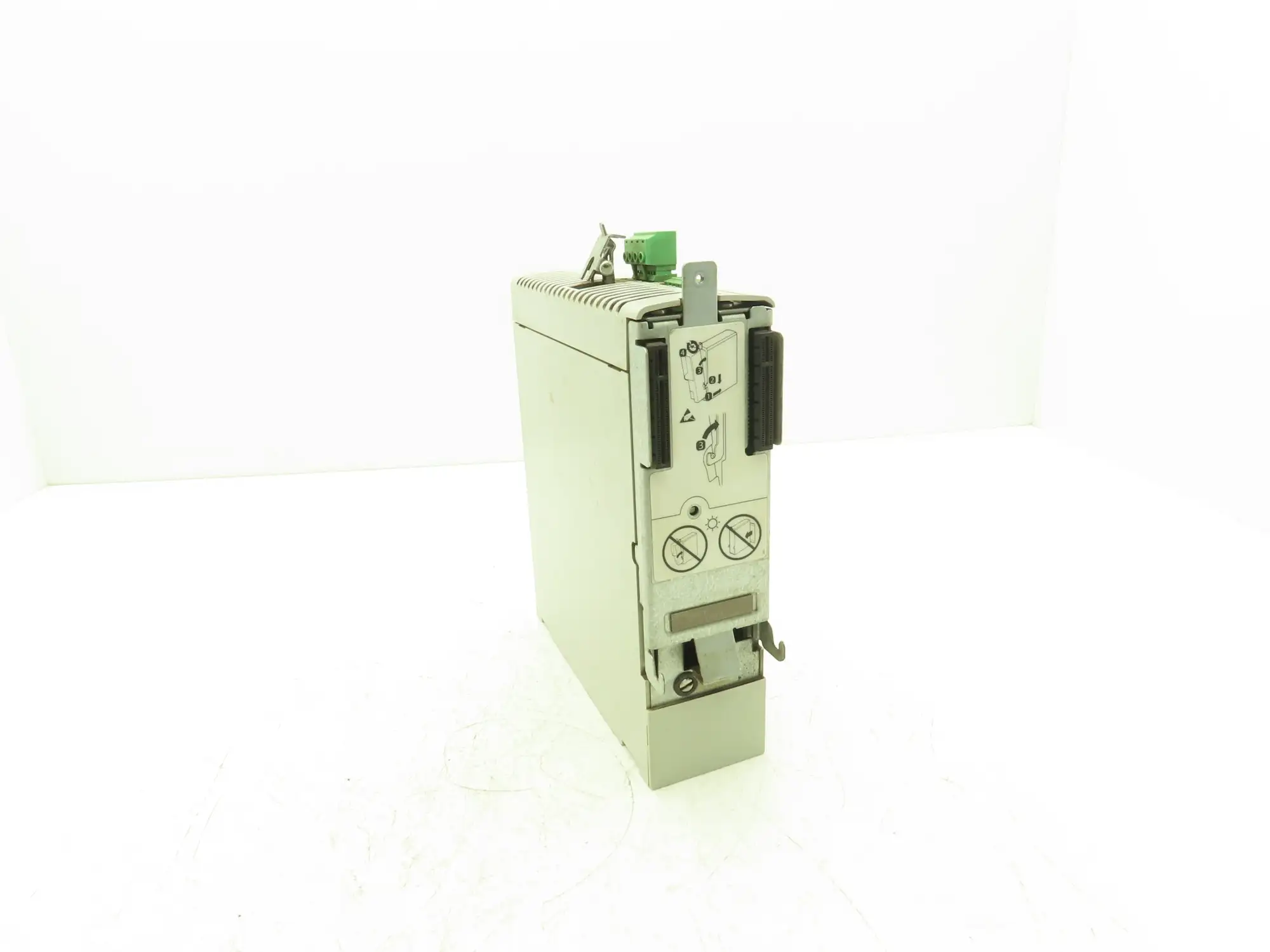 Allen Bradley 2094-BM01-M 9A Axis Power Module VFD 480V 3Ph 0-590Hz 21.6A Ser A