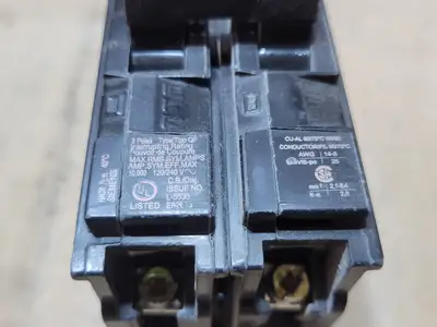 Used SIEMENS Q220 Switchgears British Columbia CA | Lenmark #1438578