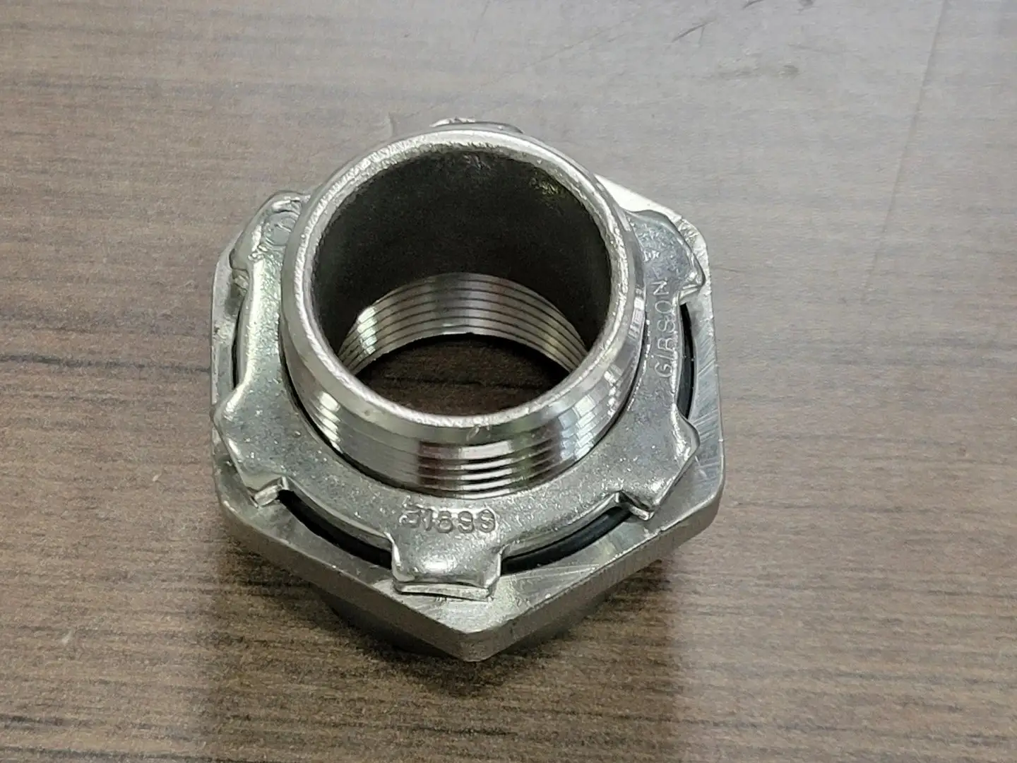 NEW GIBSON 7100-HUB