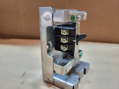 USED PASS & SEYMOUR 7833-MD