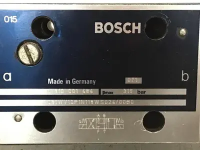 USED BOSCH 0 810 001 484