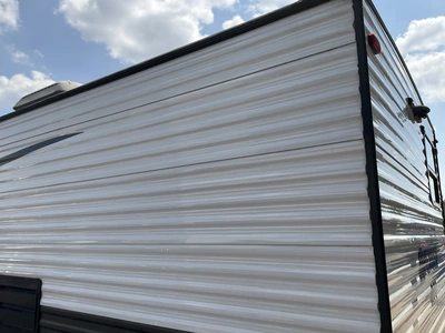 Used 2020 AVENGER FOREST RIVER Campers, Caravans, Motorhomes Michigan US | Miedema Asset Management Group #1337428