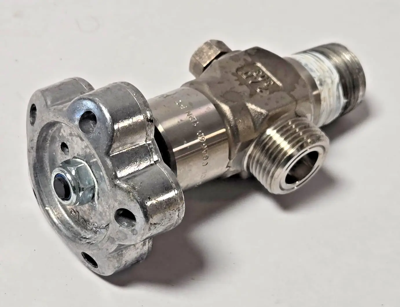 Rotarex Deodeux D20010249 CGA660 Oxygen Cylinder Gate Valve