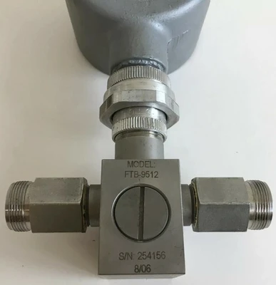 USED OMEGA ENGINEERING FLSC-61