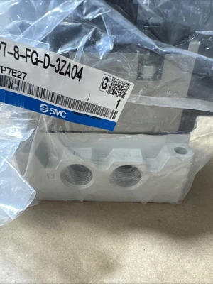 NEW SMC VP7-8-FG-D-3ZA04