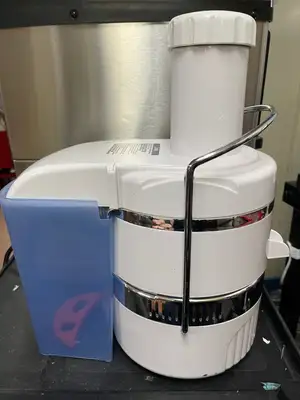 New | in-Stock Tristar Used Tristar Jack LaLanne Centrifugal Deluxe Juice Extractor Machine 120V Restaurant Small Appliances Illinois US | Falcon Restaurant Supply #1375815