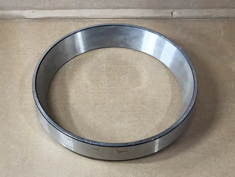 Used CATERPILLAR 8S-9076 Bearings British Columbia CA | Lenmark #837309