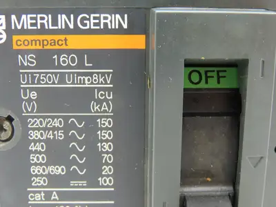 Merlin Gerin NS160L 160 Amp Compact Circuit Breaker 3-Pole 690VAC