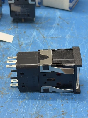 New | in-Stock IDEC MCM23HM10RBR Relays & Switches Indiana US | J&J Industrial Supply #1309075