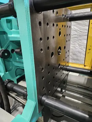 2018 ARBURG 320C-500-170 Injection Molding Horizontal/Vertical | Machinery Network (6)