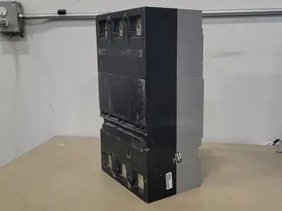Used SIEMEN HMXD63B800 Switchgears British Columbia CA | Lenmark #240240