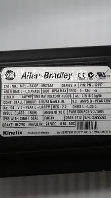 Allen-Bradley Inverter Duty AC Motor Servo Motor Kinetix MPL-B430P-MK74AA