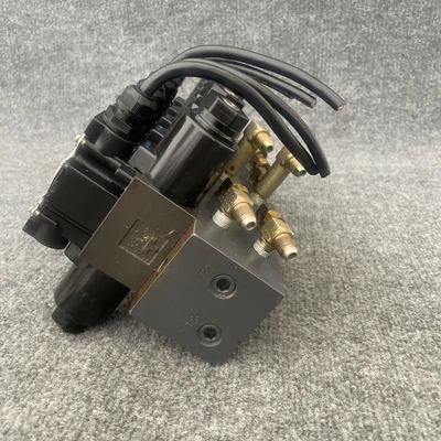Used Yuken L-DSG-01-2B2-D24-70 Solenoid Valves California US | Davliegogo LLC #1705577