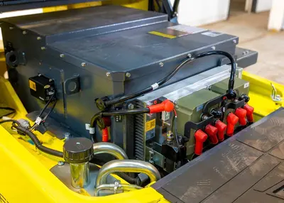 USED 2023 LIFT HERO CPD30