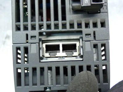 NEW SIEMENS 6SL32101KE188UF1