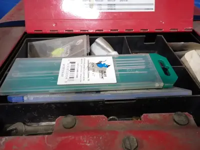 USED THE LINCOLN ELECTRIC CO PRECISION TIG 275