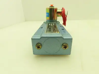 Honeywell Skinner S3R0AGLX Directional Control Valve 5-Way 2 Pos 120V 150 PSI