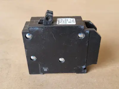 USED SCHNEIDER ELECTRIC CHOMT1515