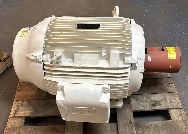 Used WEG R07512ES3E0W444T-W22 Industrial Controls | Surplus Asset Holdings #1220175