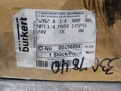 USED BURKERT 5582 A 3/4 NBR BR 00456894