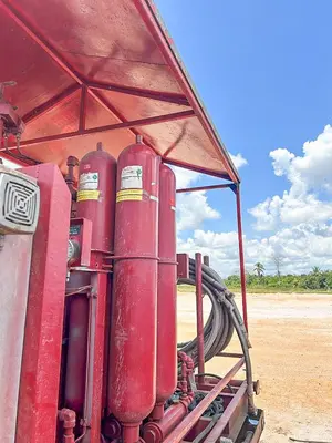 Used COMMANDER SPEEDFLO ACCUMULATOR UNIT Hydraulic Power Units Pennsylvania US | East West Machinery & Drilling #1417853