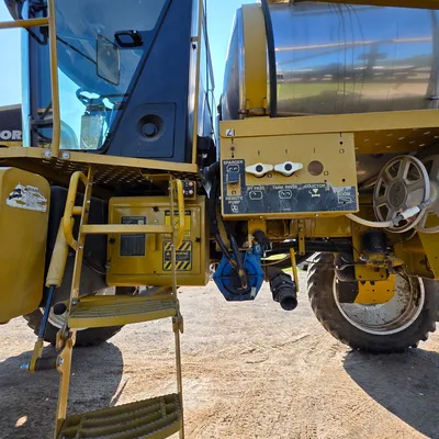 2005 AG-CHEM ROGATOR 1064 SPRAYER SELF PROPELLED | Iron Listing (26)