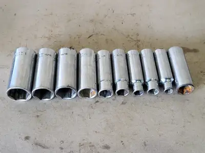 3/8" - 1-1/4" Assorted Deep Socket Set (16 pcs)
